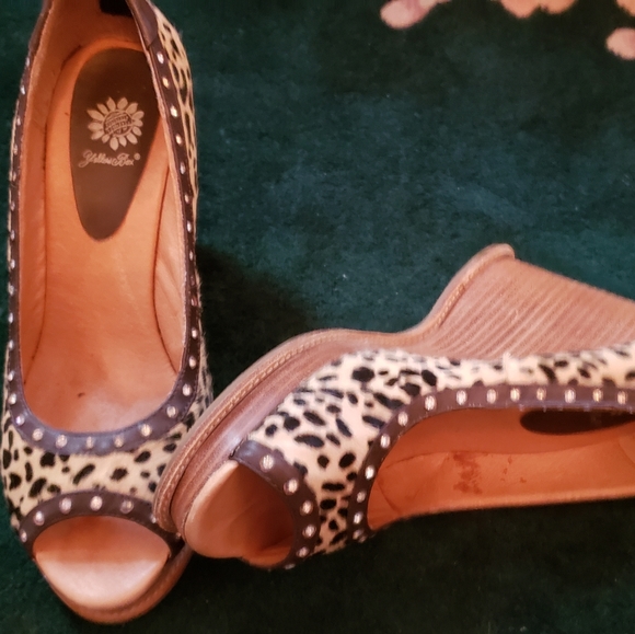 Leopard Rhinestone Wedges - Picture 2 of 6